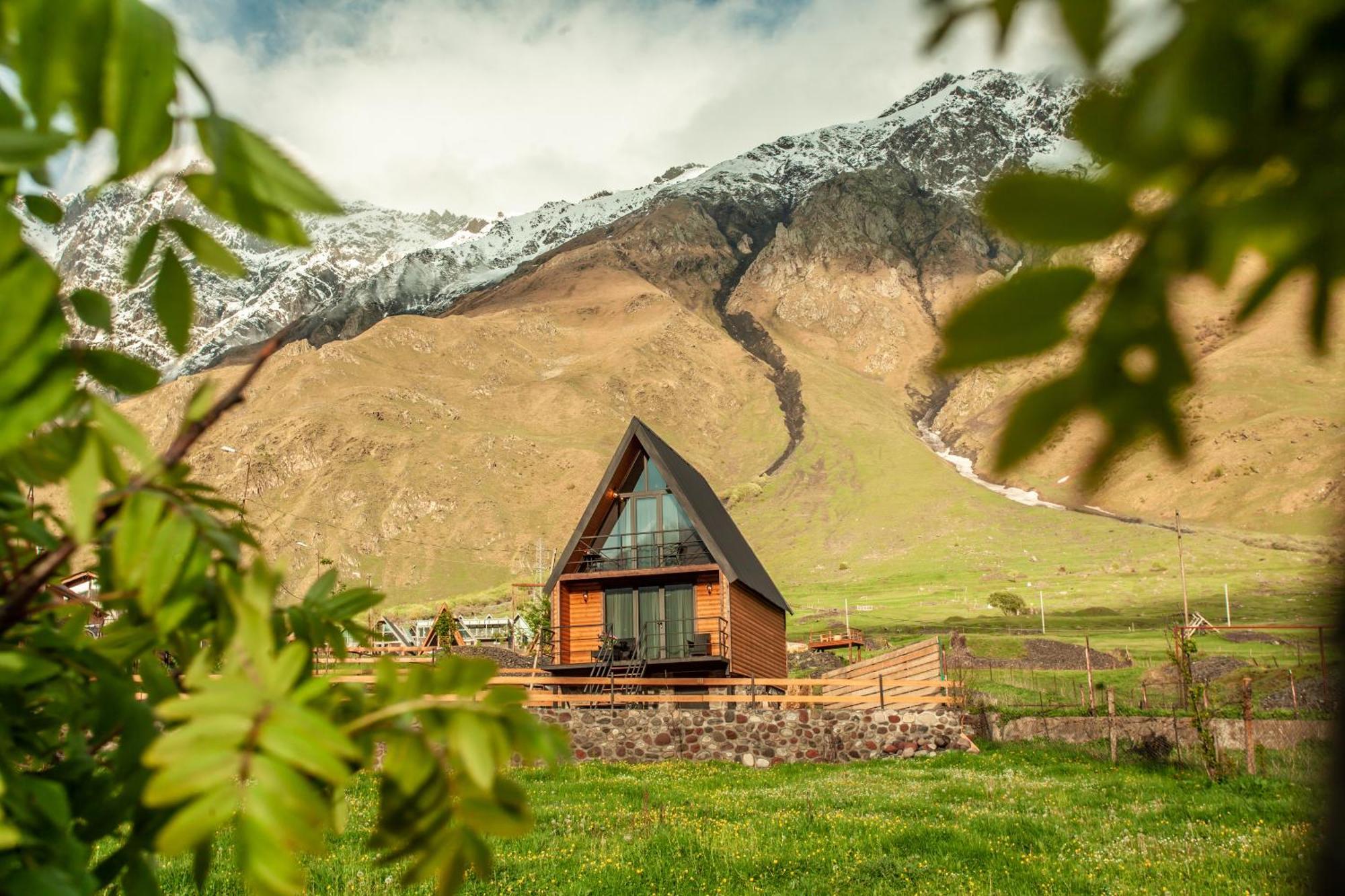Sunset Cottage Kazbegi Buitenkant foto